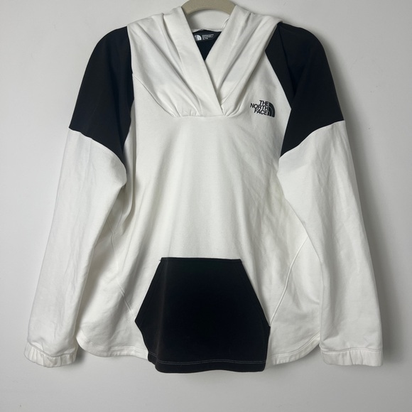 The North Face Women's Black White Colorblock Kangaroo Pocket Hooded Sweatshirt - Picture 1 of 10